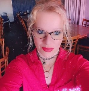 Meet your Posher, Tanya